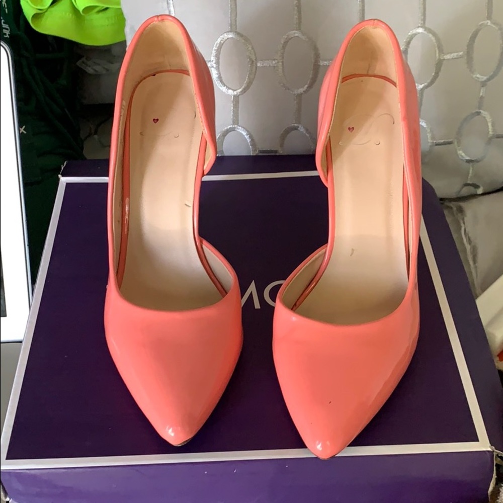 Neon pink stiletto size 6.5